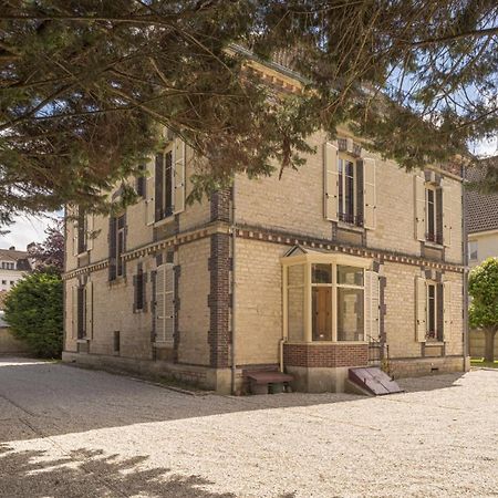 Bonappart 1 - Charme Napoleonien & Confort Troyes Exterior photo